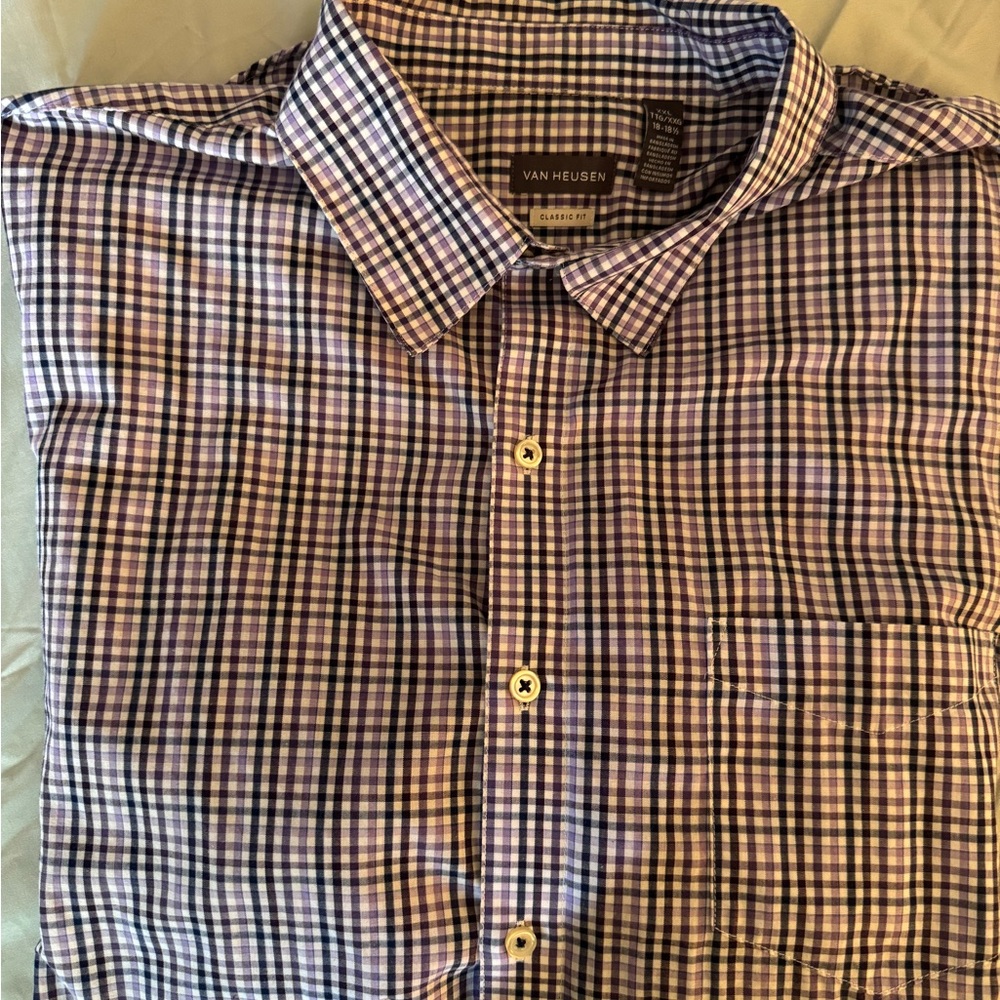 Van Heusen Men's Purple Navy and White Plaid Short Sleeve Shirt
